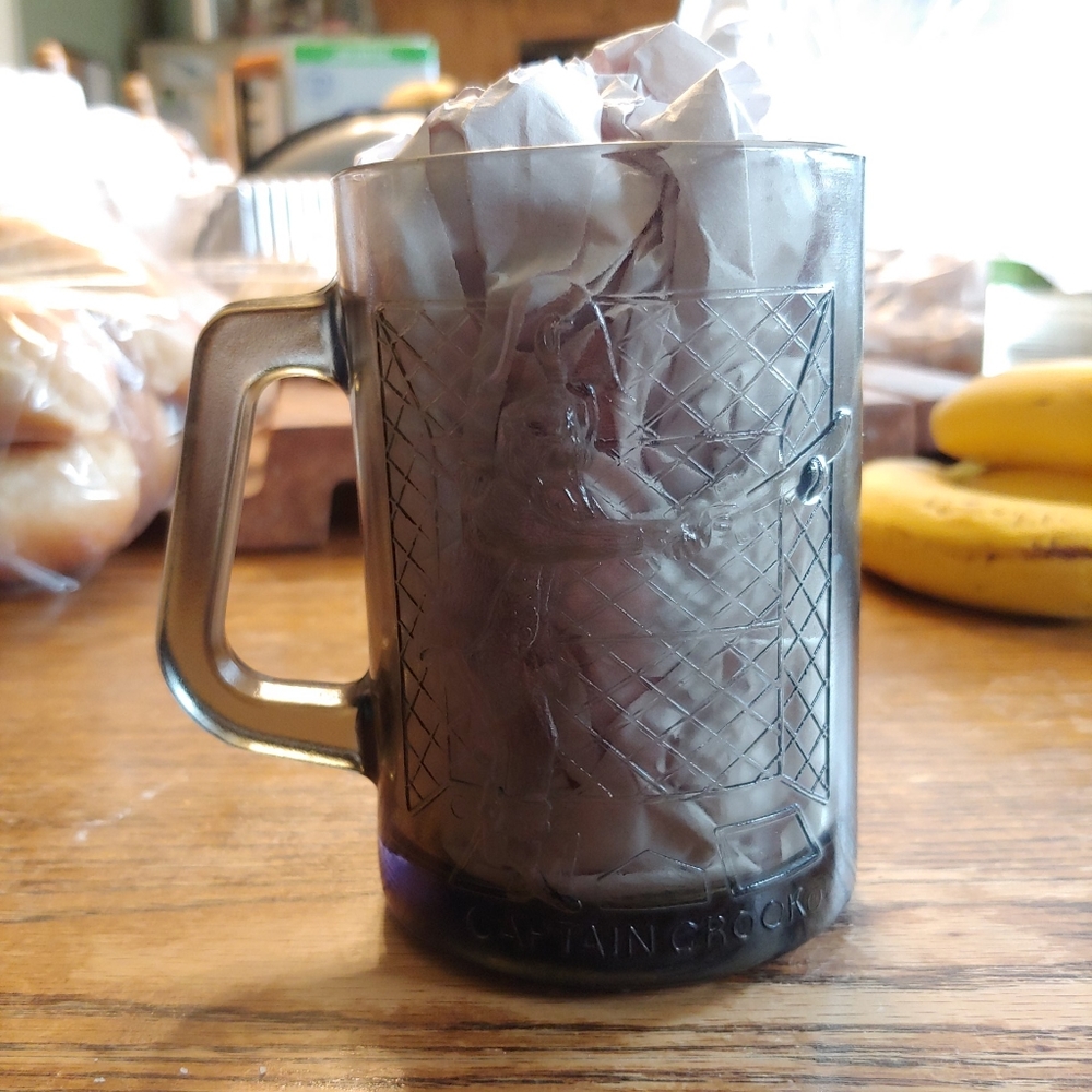 Vintage 1970's McDonalds Gray Smoke Glass Mug Captain Crook Playing Baseball Cup